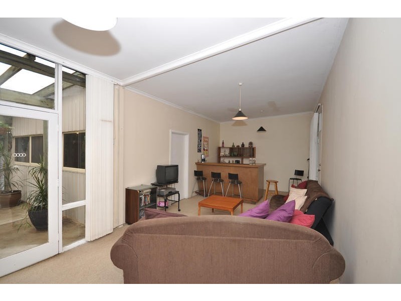 9 Valda Road, Para Hills SA 5096