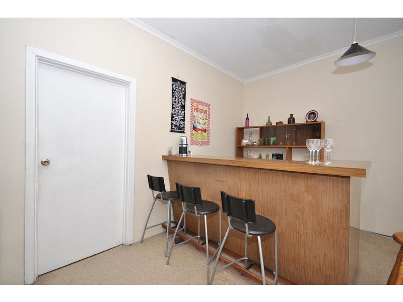 9 Valda Road, Para Hills SA 5096