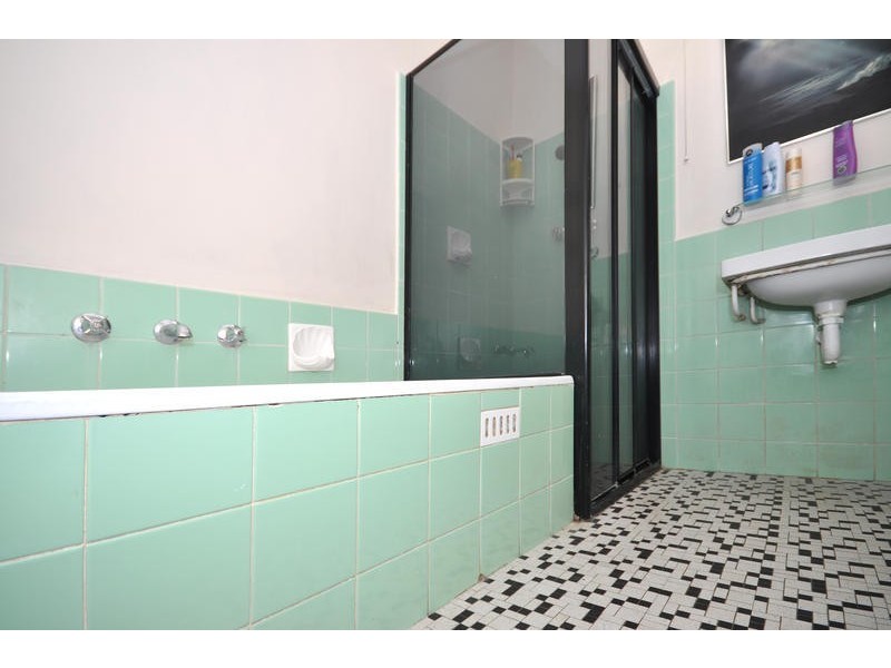9 Valda Road, Para Hills SA 5096
