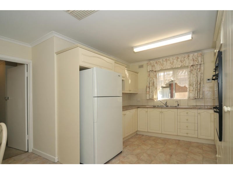 9 Radcliffe Avenue, Klemzig SA 5087