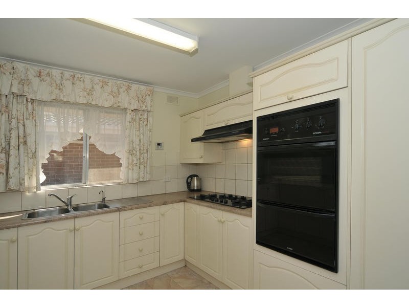 9 Radcliffe Avenue, Klemzig SA 5087