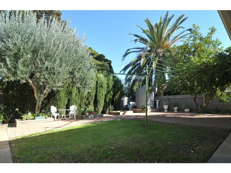 9 Radcliffe Avenue, Klemzig SA 5087