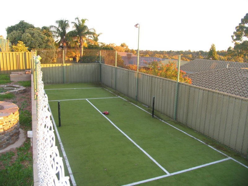 8 Blaxland Avenue, Wynn Vale SA 5127