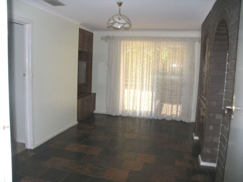 10 Korong Street, Hope Valley SA 5090