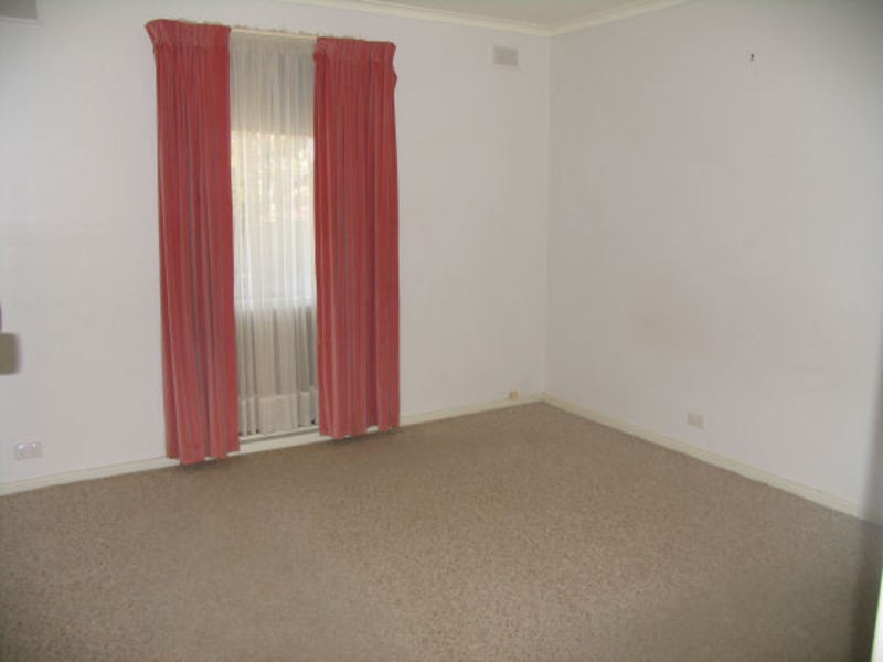 10 Korong Street, Hope Valley SA 5090