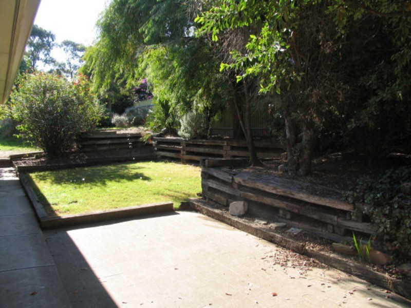 10 Korong Street, Hope Valley SA 5090