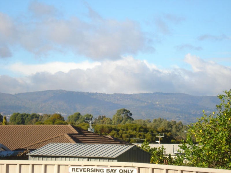 1/135 Lyons Road-enter Off Parsons Rd, Dernancourt SA 5075