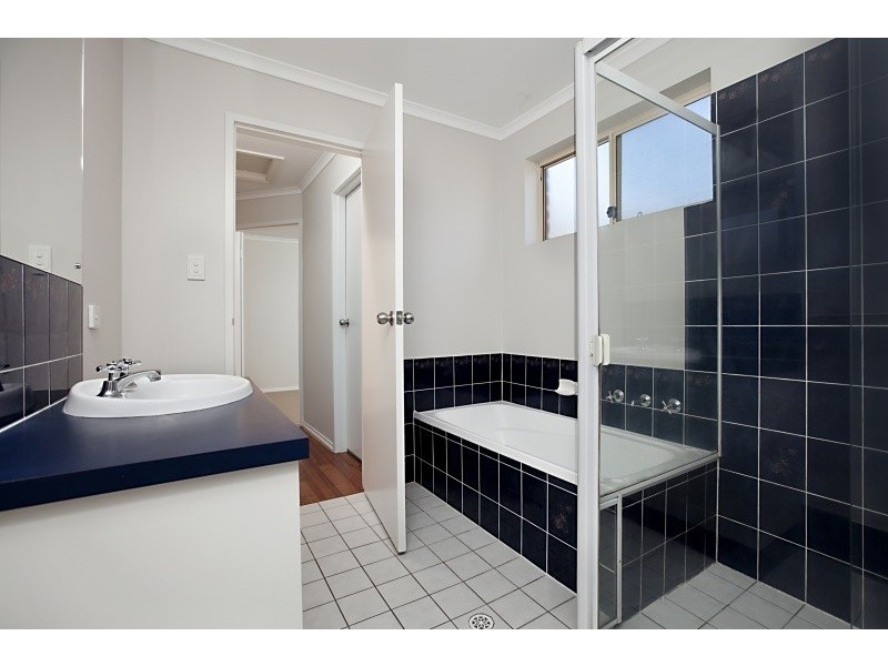 36 Parkview Drive, Oakden SA 5086