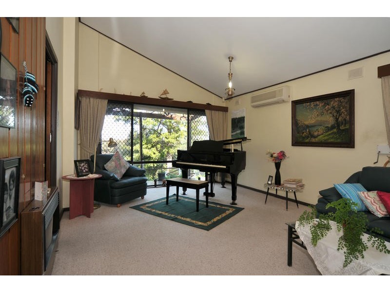 6 Lochiel Avenue, Campbelltown SA 5074