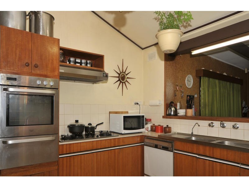 6 Lochiel Avenue, Campbelltown SA 5074