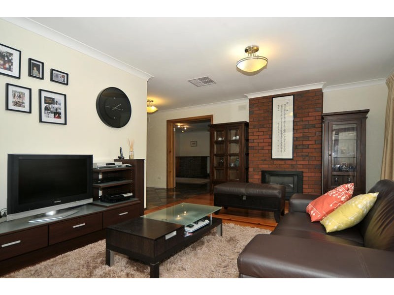 4 Dorian Street, Para Vista SA 5093