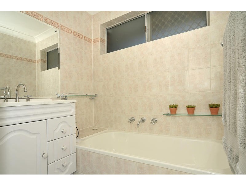 4 Dorian Street, Para Vista SA 5093