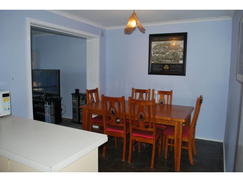 16 Castle Street, Modbury SA 5092