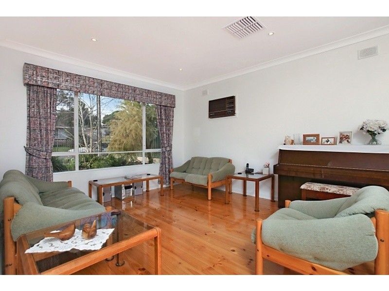 6 Maidos Grove, Valley View SA 5093