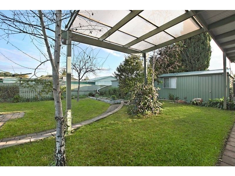 6 Maidos Grove, Valley View SA 5093