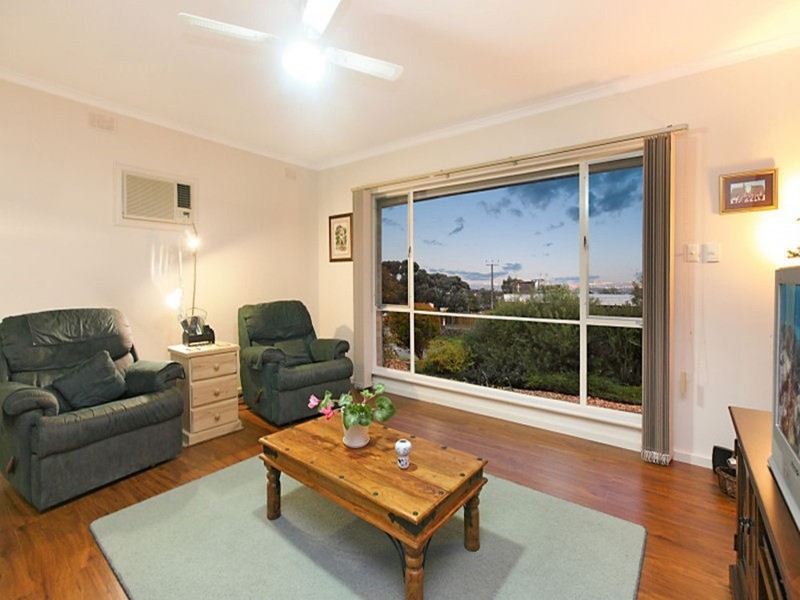 3 McGowan Road, Para Hills SA 5096