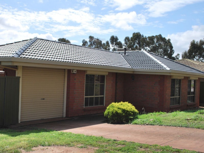 2 Priory Road, Gulfview Heights SA 5096