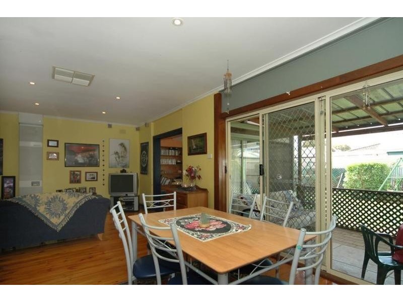 8 Jarman Avenue, Salisbury East SA 5109