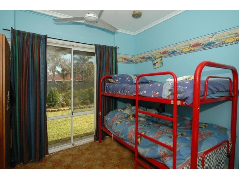 8 Jarman Avenue, Salisbury East SA 5109