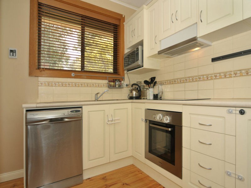 9 Grant Avenue, Ridgehaven SA 5097