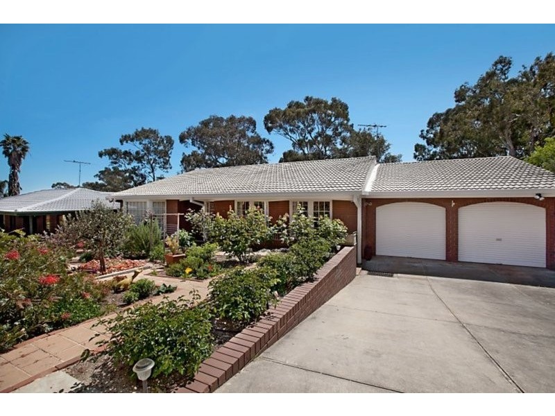 17 Adela Crescent, Athelstone SA 5076