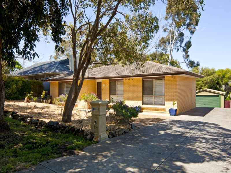 19 Tatiara Drive, Banksia Park SA 5091