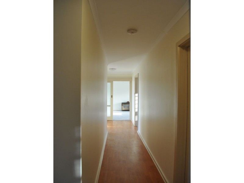 18 Hinkler Crescent, Modbury Heights SA 5092