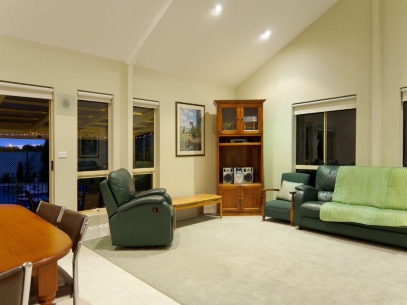 10 Hazelnut Court, Golden Grove SA 5125