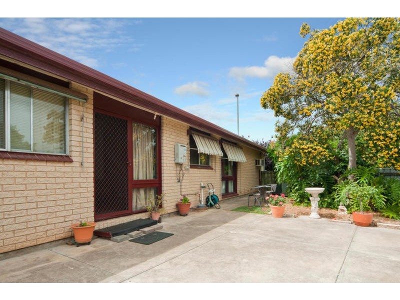 3 Hinkler Crescent, Modbury Heights SA 5092