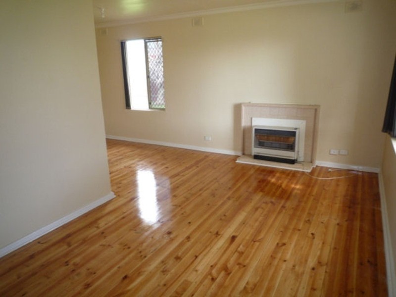 1 Beaconsfield Road, Mansfield Park SA 5012