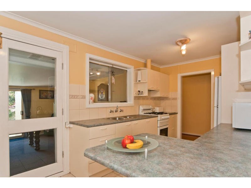 7 Ellwood Avenue, Para Vista SA 5093