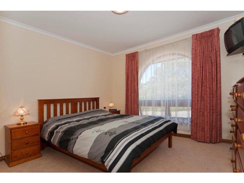 34 York Street, Valley View SA 5093