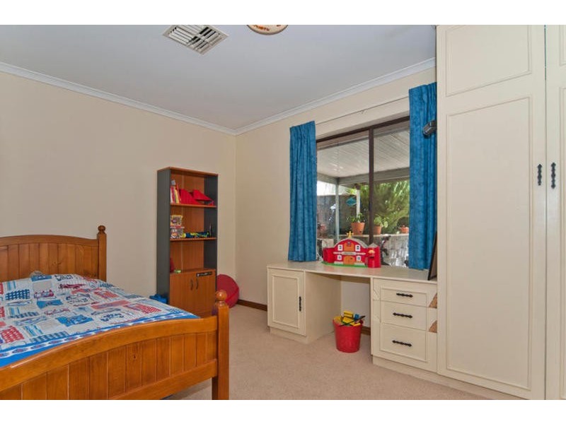 34 York Street, Valley View SA 5093