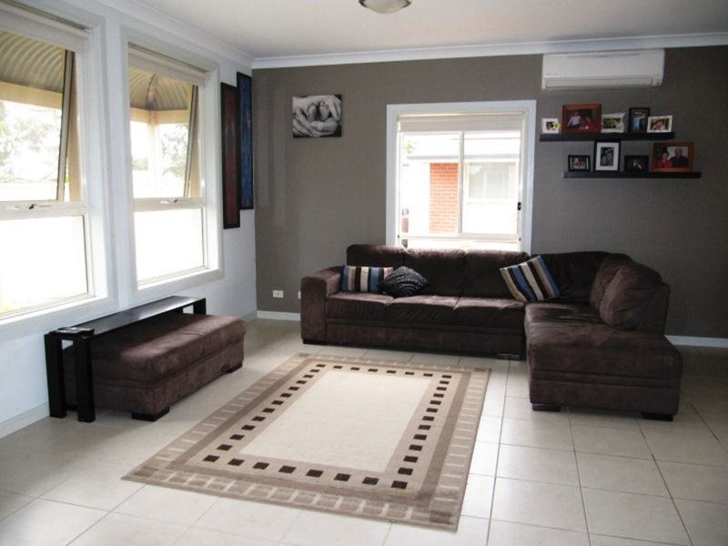 Unit 2/12  Gordon Avenue, Clearview SA 5085