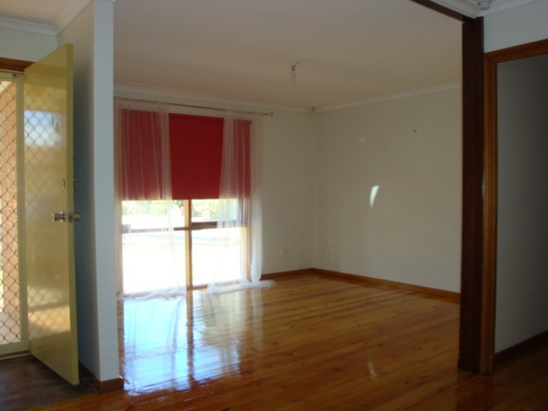 7 Polst Avenue, Para Vista SA 5093