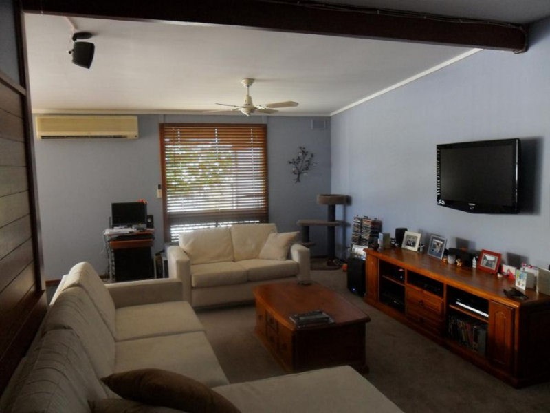 8 Anthony Road, Para Vista SA 5093
