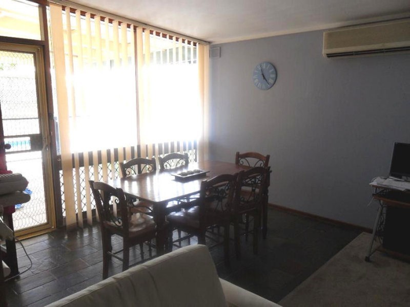 8 Anthony Road, Para Vista SA 5093