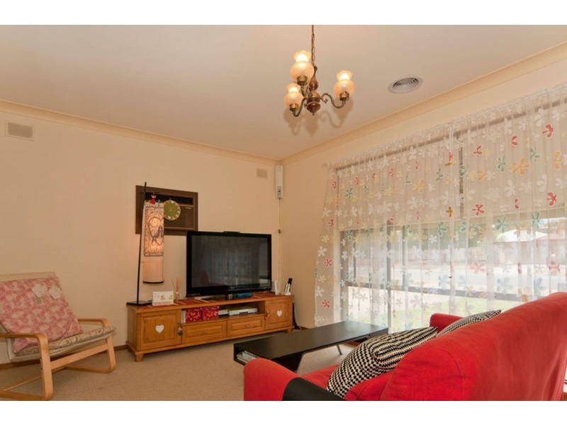 6 Malu Street, Para Vista SA 5093