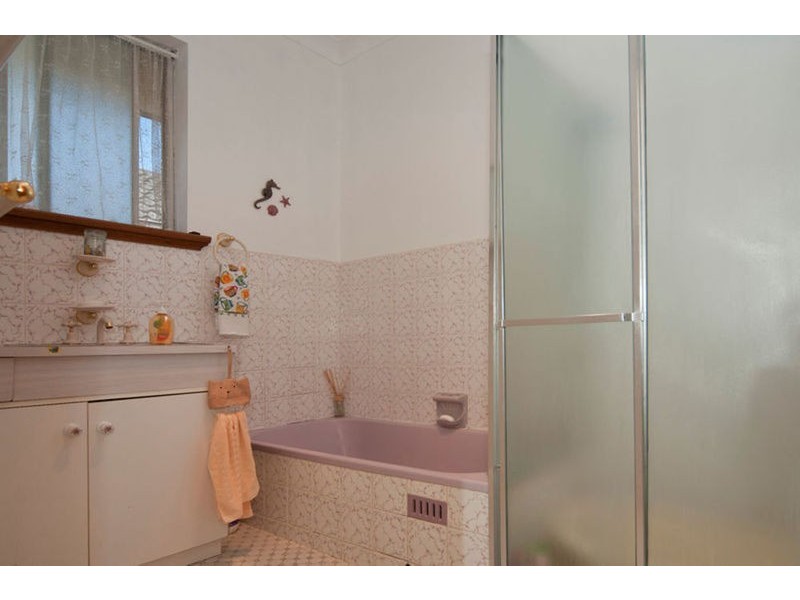 6 Malu Street, Para Vista SA 5093