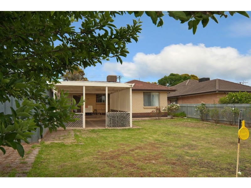6 Malu Street, Para Vista SA 5093
