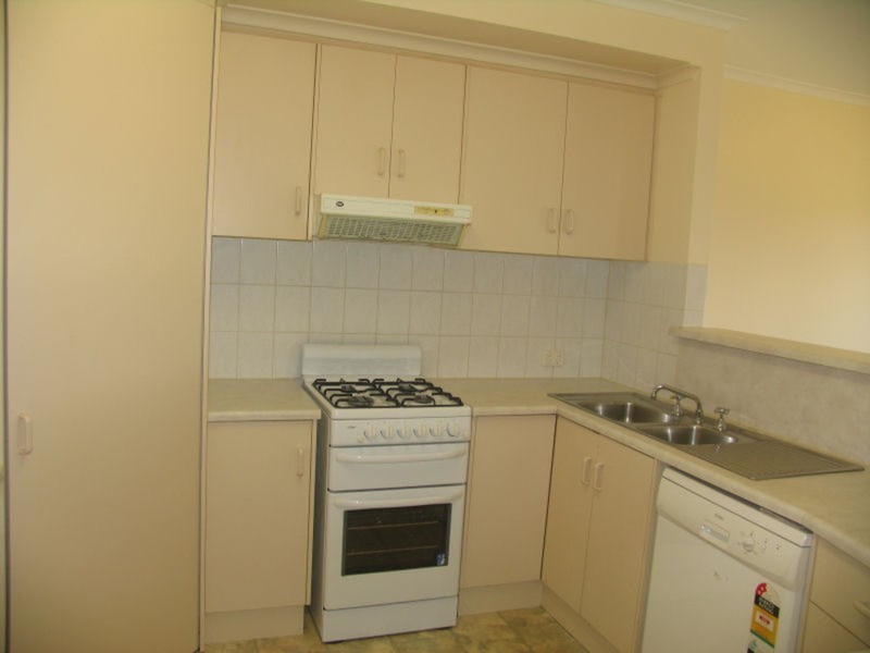 15 Bowman Crescent, Enfield SA 5085