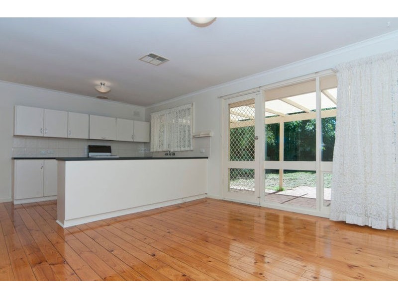 11 Telford Crescent, Modbury Heights SA 5092