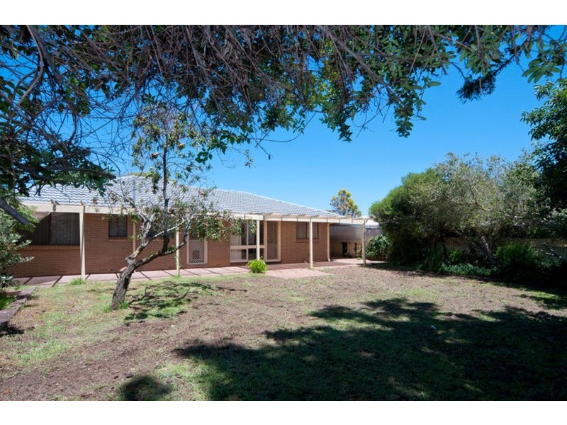 11 Telford Crescent, Modbury Heights SA 5092