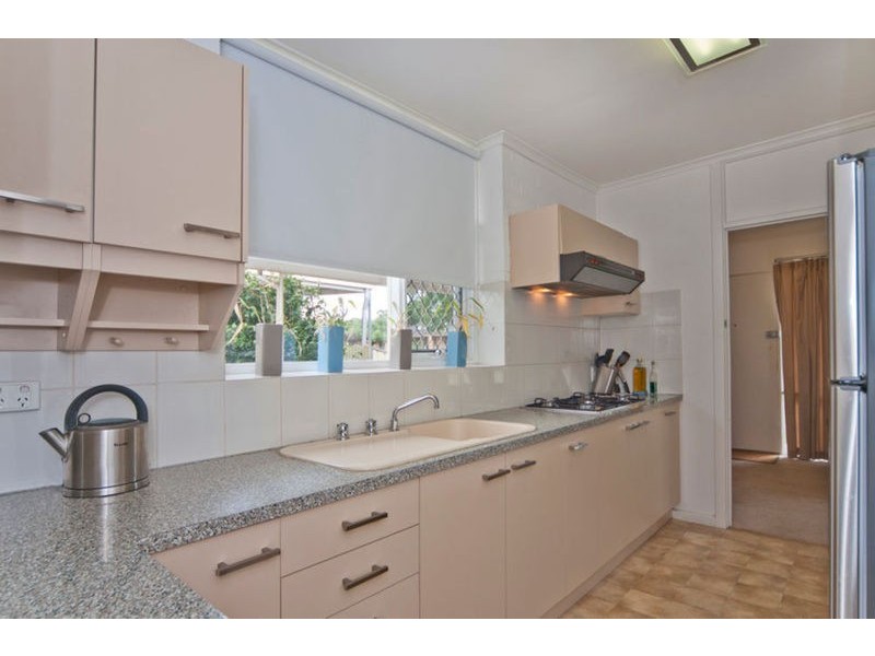 4 Frank Street, Para Hills SA 5096