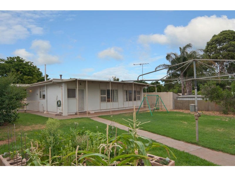 4 Frank Street, Para Hills SA 5096