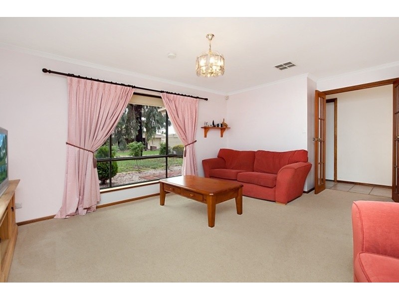 3 Colchester Court, Salisbury Heights SA 5109