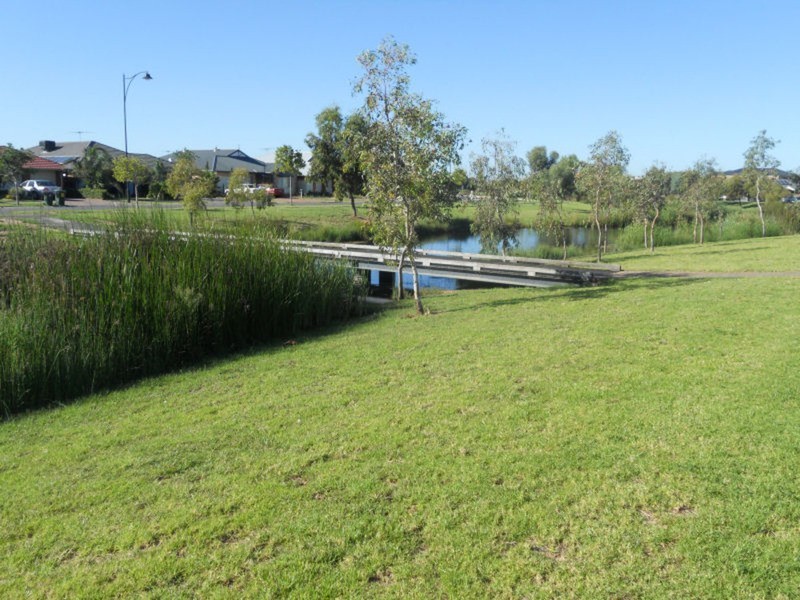7 Waterside Drive, Burton SA 5110