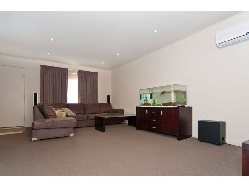 26 Harvey Avenue, Walkley Heights SA 5098