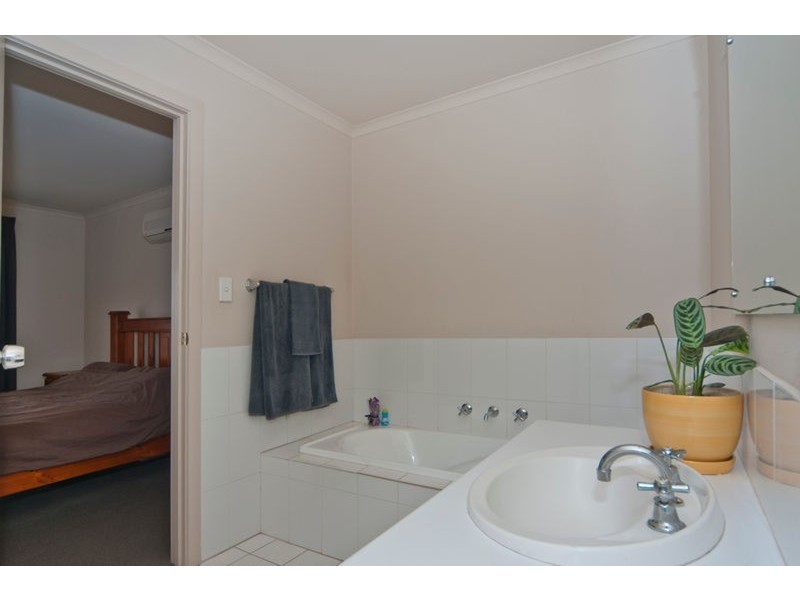 26 Harvey Avenue, Walkley Heights SA 5098