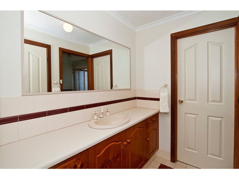 11 Orange Avenue, Golden Grove SA 5125